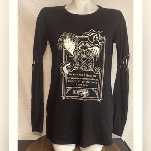 𝅺Hocus Pocus Disney Glow In The Dark Black Long Sleeve Shirt Size Xsmall Rare